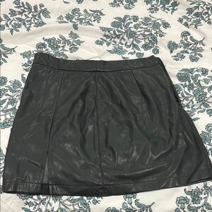 Shinestar Black Bubble Mini Skirt for Casual Wear